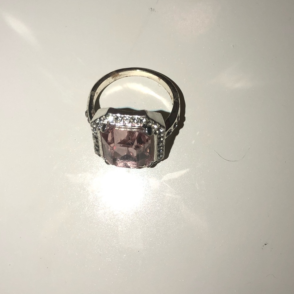 Ring - Picture 3 of 3